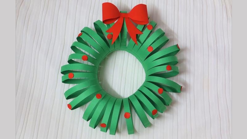 DIY Christmas Wreath Paper Wreath